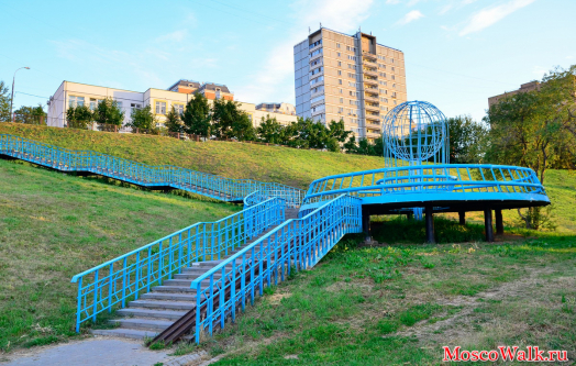 лестница в Братеевском парке