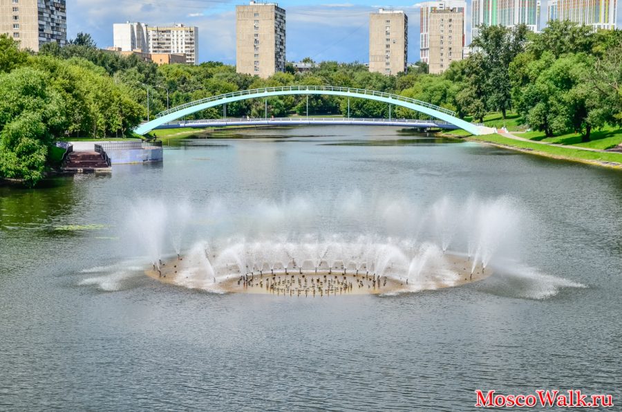 фонтан на Черкизовском пруду