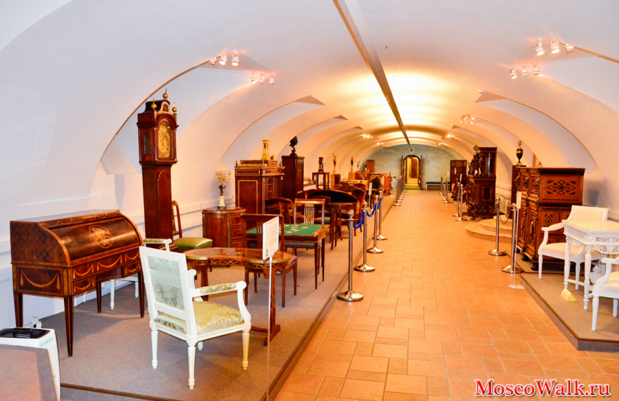 Выставка мебели из фондового собрания музея-усадьбы «Остафьево»