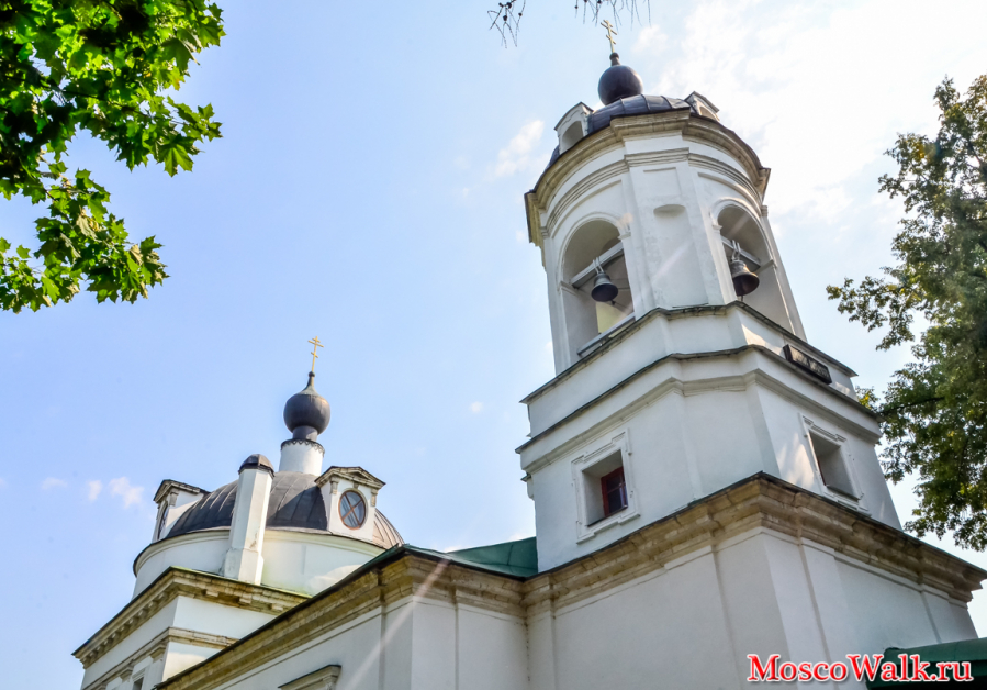 Церковь Живоначальной Троицы в Остафьеве