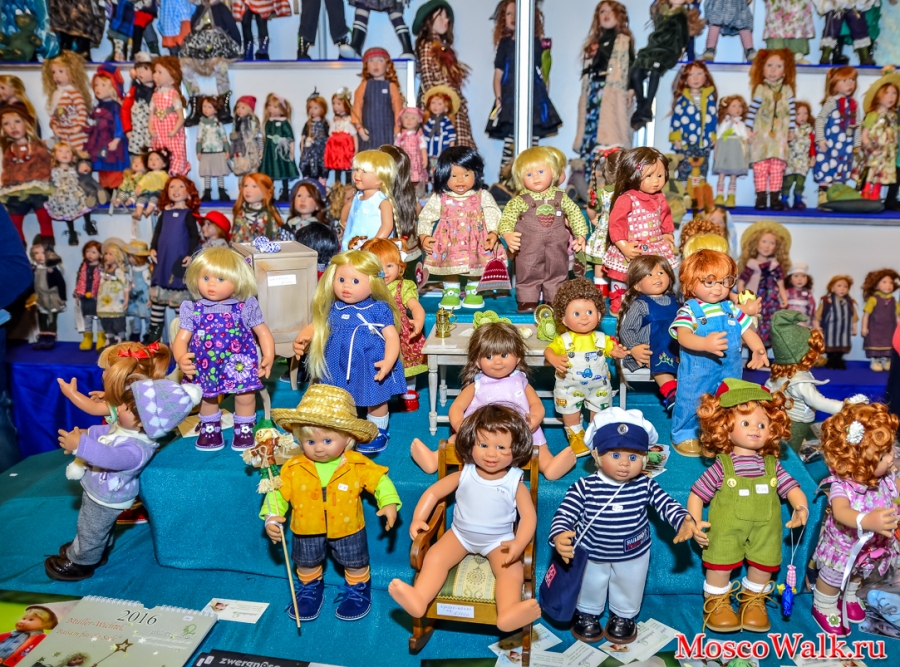 выставка кукол в гостином дворе