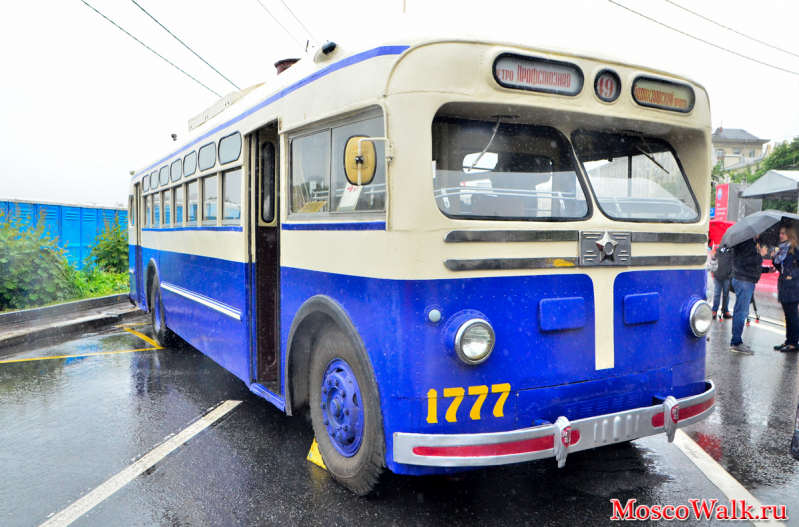 МТБ-82Д троллейбус