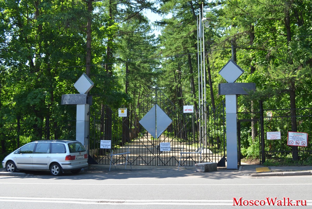 Ворота в парк Сокольники