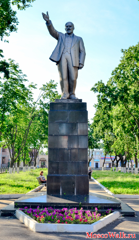 памятник Ленину в Брянске