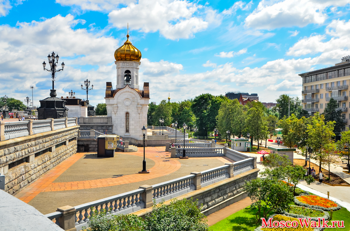 Смотровая площадка Храма Христа Спасителя - MoscoWalk.ru - Прогулки по  Москве | Прогулки