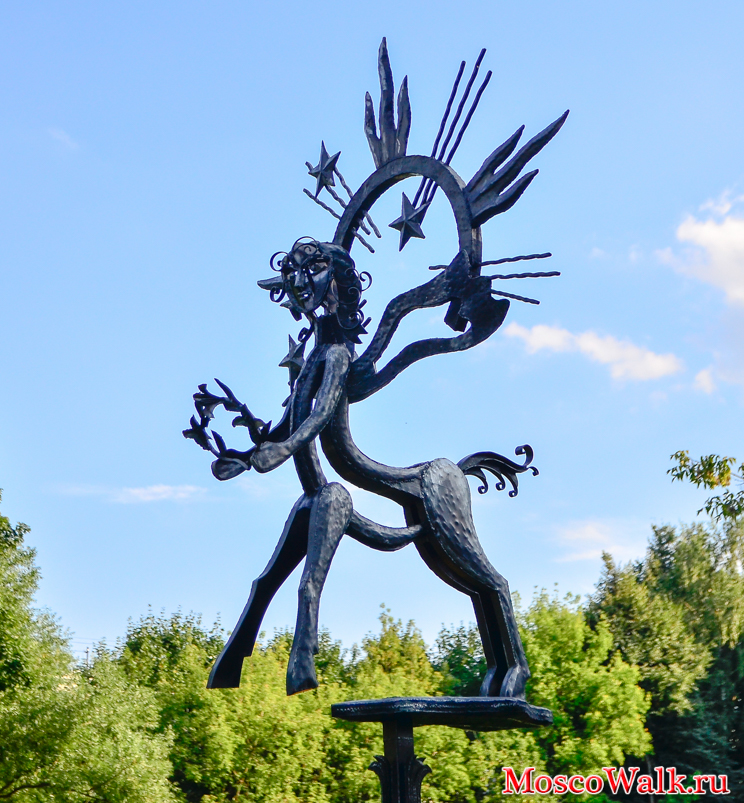 скульптура в парке Надежда