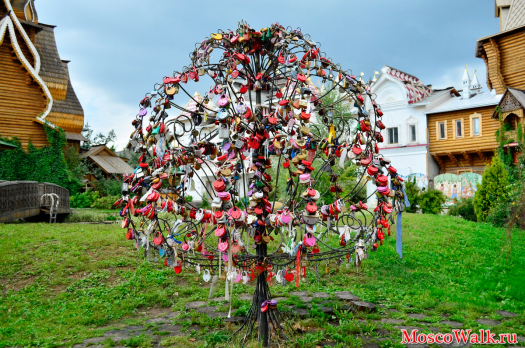 Дерево любви. Кремль в Измайлово