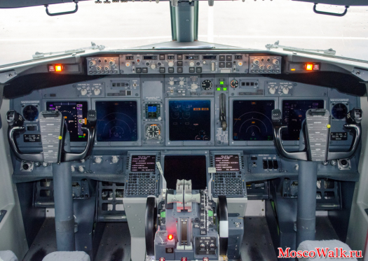 Kockpit Transaero