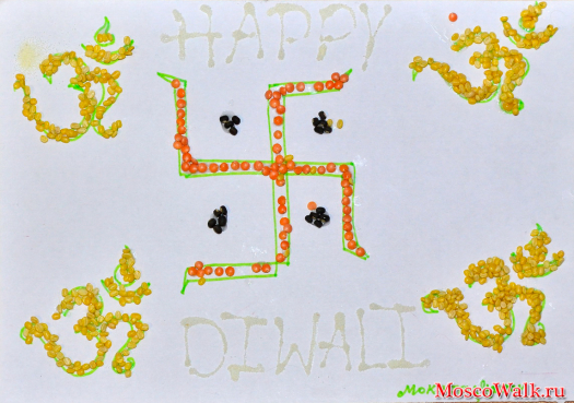 декорации сделанные детьми на фестивале Дивали
