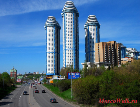вид с моста на Мосфильмовской на Минскую улицу