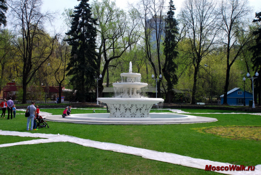 фонтан в Парке Горького
