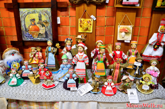 Куклы сувениры в национальном белорусском костюме