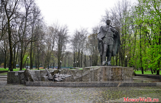 Памятник Янки Купала