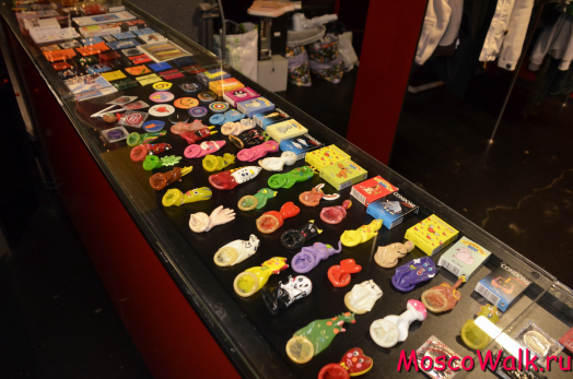 коллекция необычных презервативов