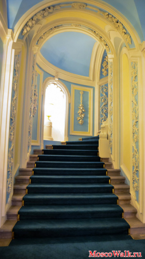 Лестница в Петровском Дворце