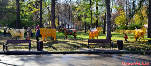 3D-коровы в парке Сокольники