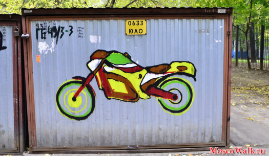 рисунок мотоцикл на гараже