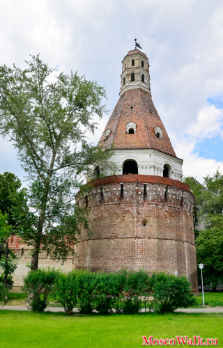 башня Симонов монастырь