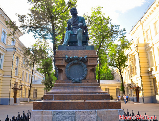 Памятник Н.И. Пирогову