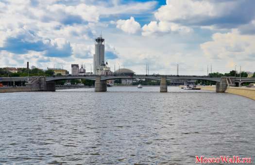 Ново-Спасский мост через Москва-реку