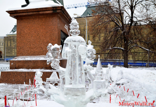 ледяная скульптура Царь Федор Алексеевич на Красной площади