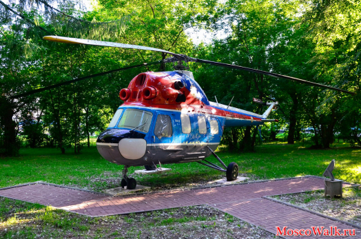 Вертолет МИ-2 (RF-01927)