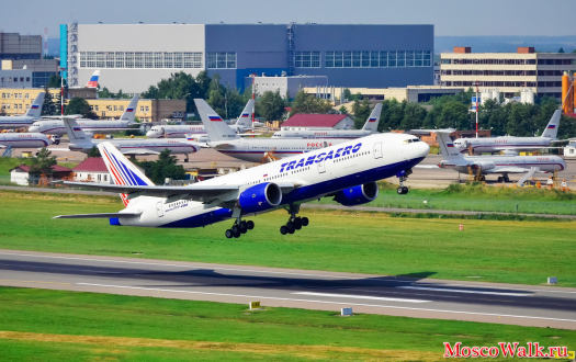 777-200 Transaero