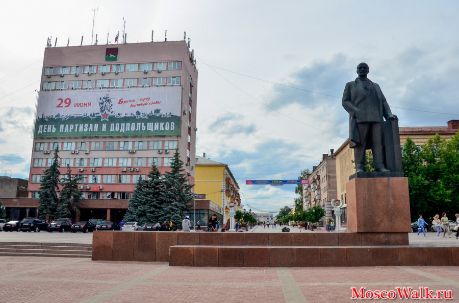 Площадь Ленина в Брянске