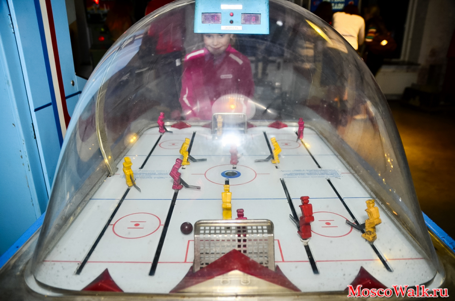 настольный хоккей игровой автомат