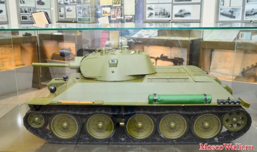Макет среднего танка Т-34
