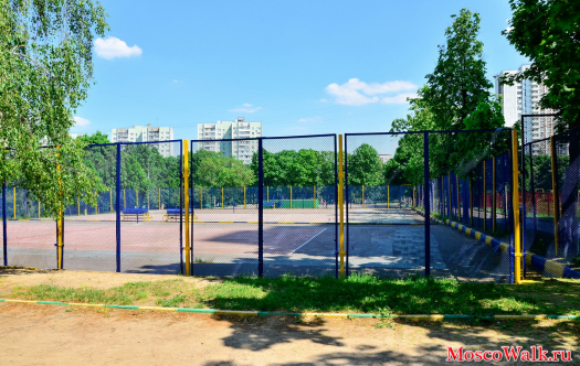 теннисные корты в Парке 30-летия Победы