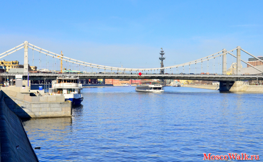 Крымский мост над Москва рекой