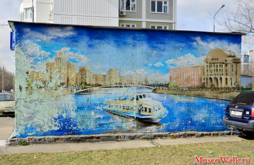 рисунок теплоход плывет по Москва реке