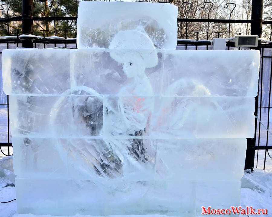 Ледяные скульптуры в Сокольниках