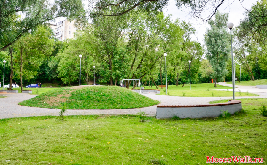 Парк на улице Гурьянова