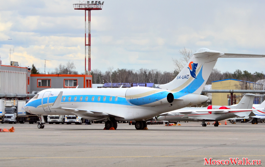 Bombardier 5A-UAC