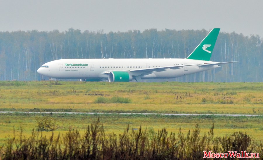Boeing 777-200LR Turkmenistan