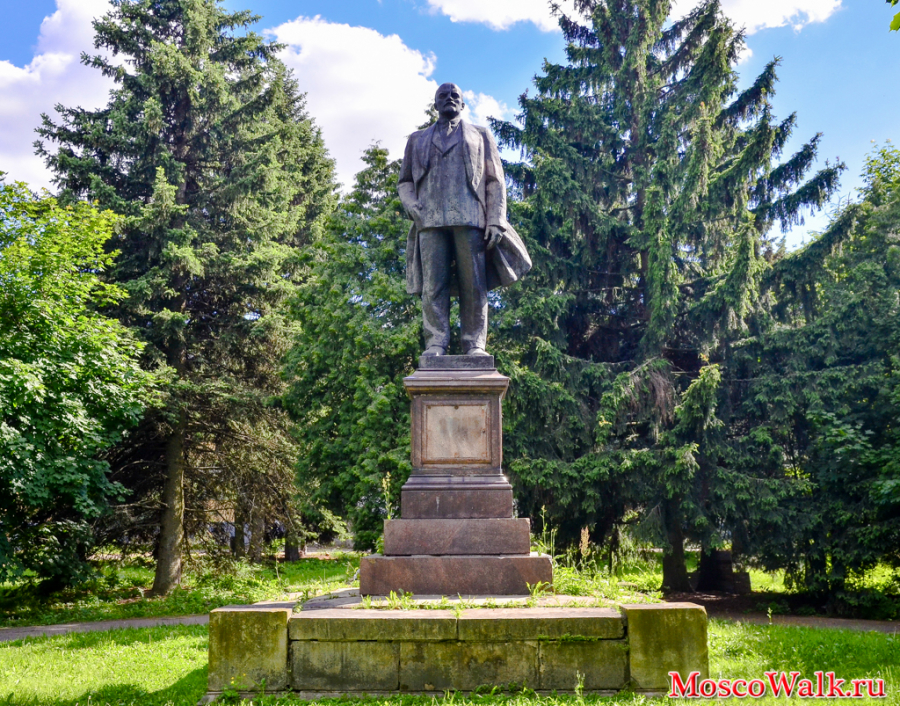 Памятник В. И. Ленину в Кузьминках