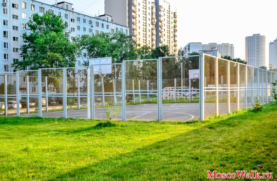 баскетбольная площадка Парк 70-летия Победы