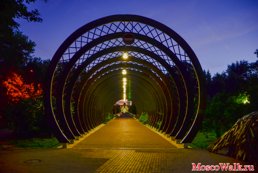 Вечерний Андреевский мост
