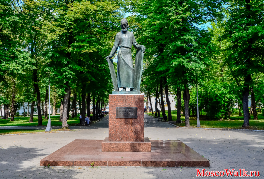 Памятник преподобному Андрею Рублёву