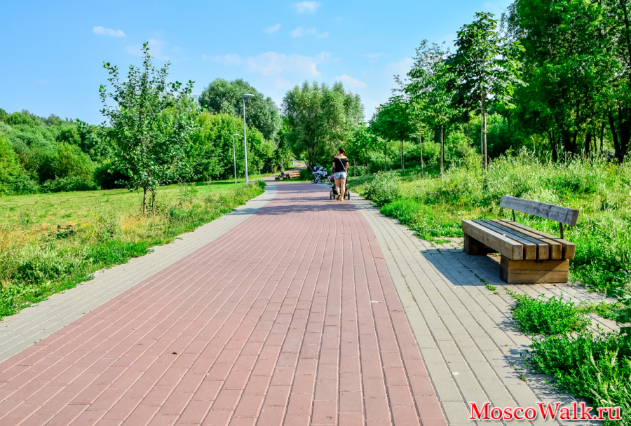 прогулочная зона в парке Чермянка