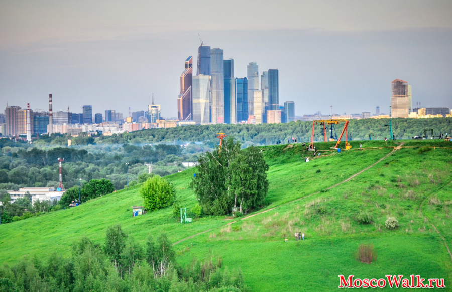 Москва Сити с Крылатских холмов