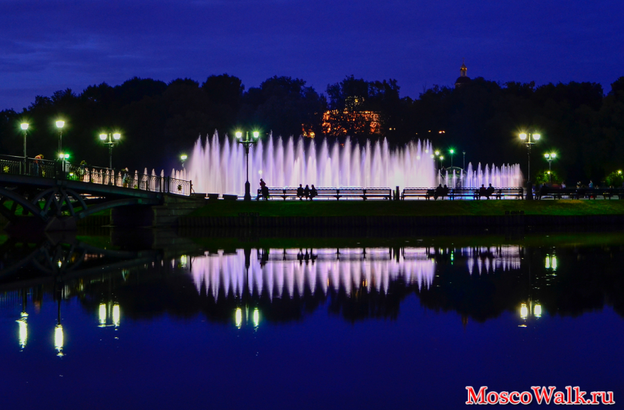 Вечерний фонтан в Царицыно