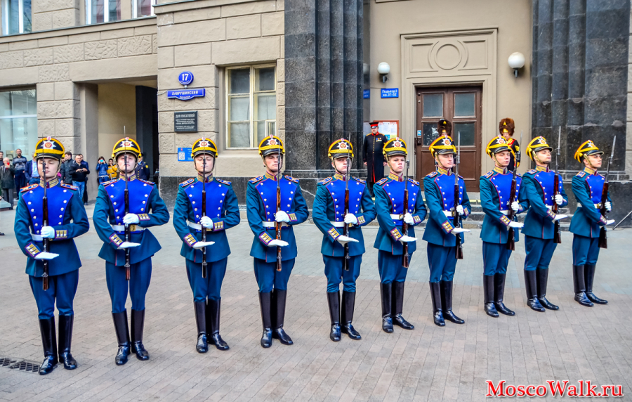 открытие выставки «Традиции кремлевского караула»