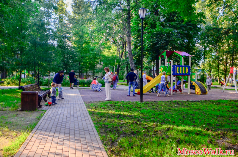 детская площадка в Савеловском парке