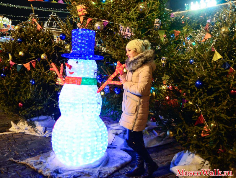 Снеговик на Красной площади