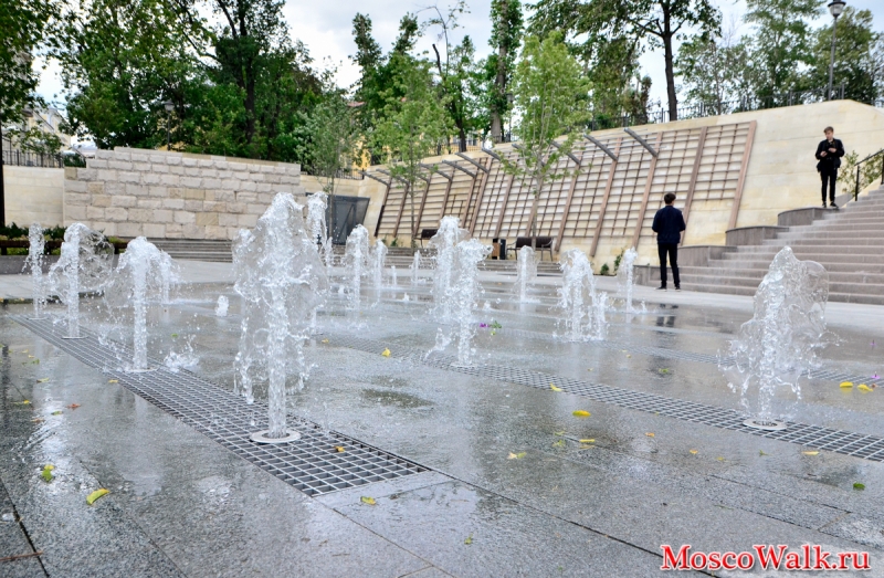 Сухой фонтан в центре Москвы