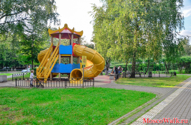 Детская игровая площадка Есенинский бульвар