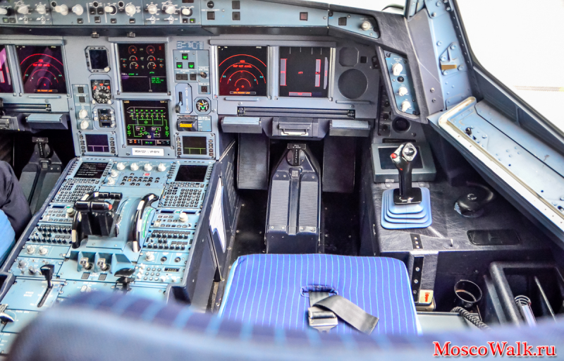 кабина пилотов Airbus A330